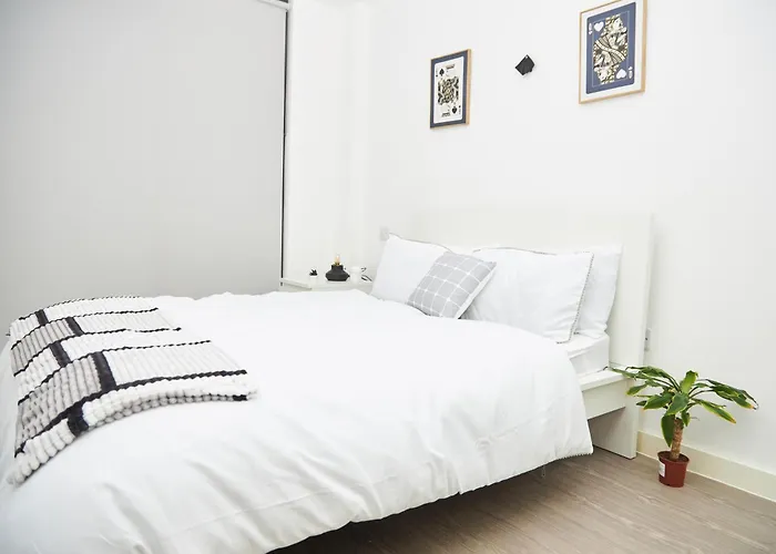 Obi'S House&Suites - Luxury 2Bed Duplex Apartment With Balcony